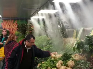 Sebze reyonunda raf içi sisleme uygulaması
